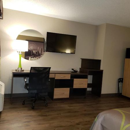 Hotel Super 8 By Wyndham South Holland Extérieur photo