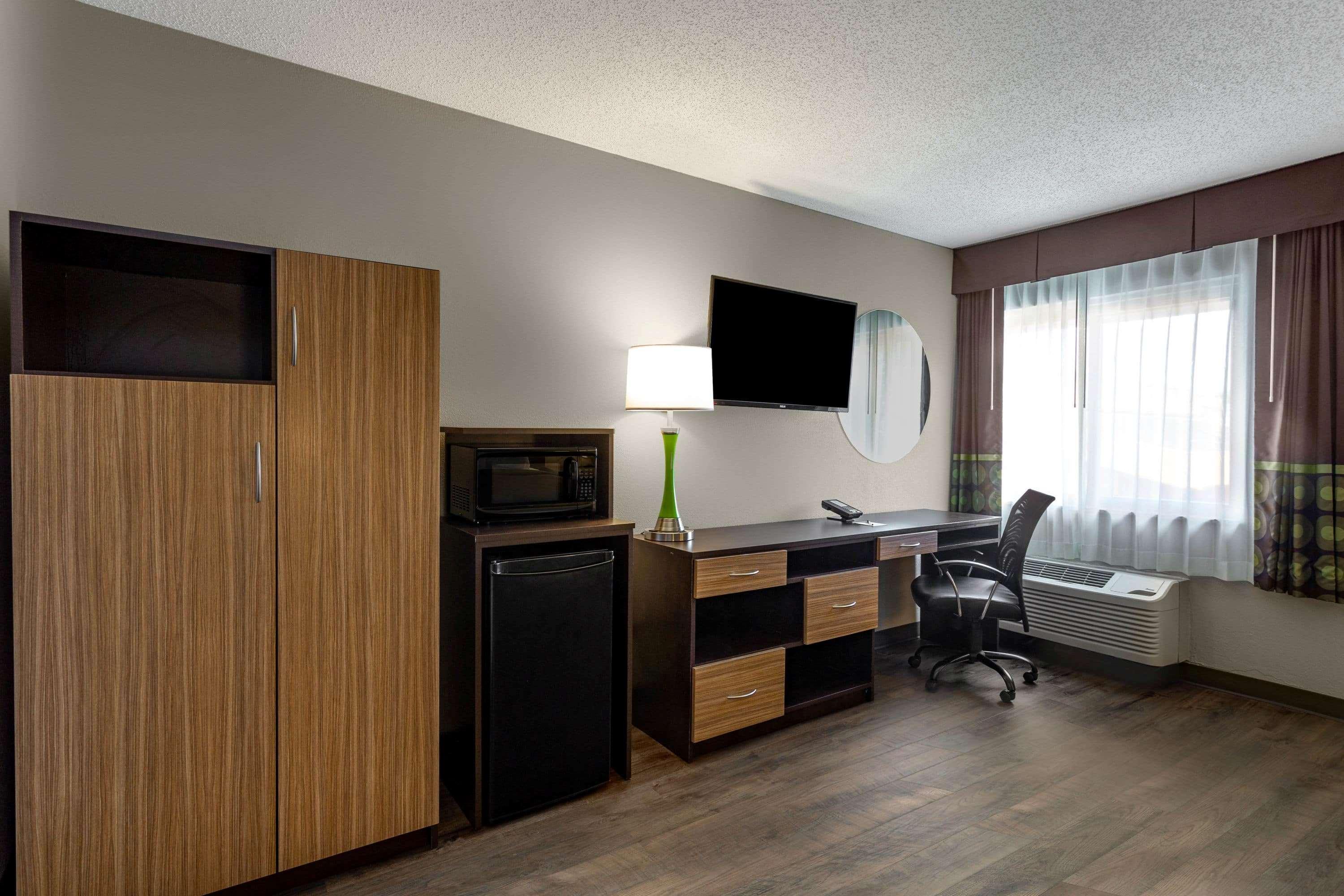 Hotel Super 8 By Wyndham South Holland Extérieur photo